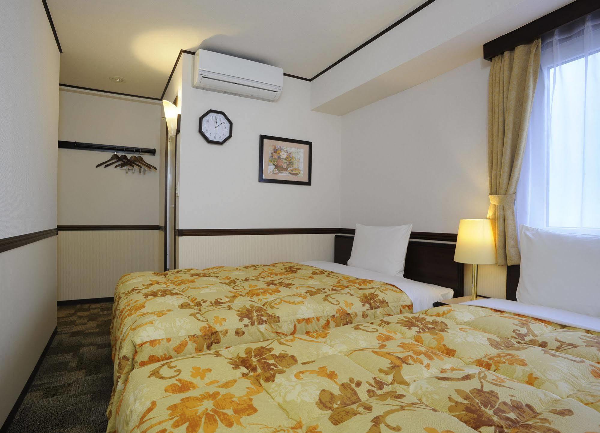 Toyoko Inn Seoul Dongdaemun Экстерьер фото